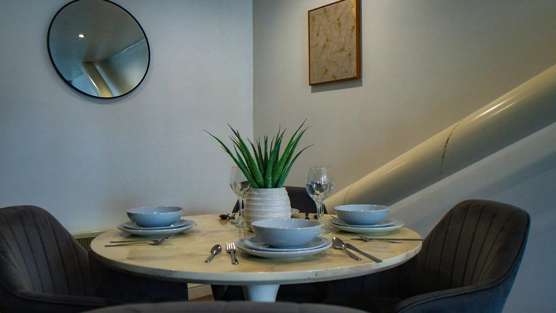 Alojamento de Acomodação e Pequeno-almoço Firdaus Westgate 9 Acomodação com café da manhã Huddersfield Reino Unido
