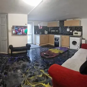  Apartment Joyful Place